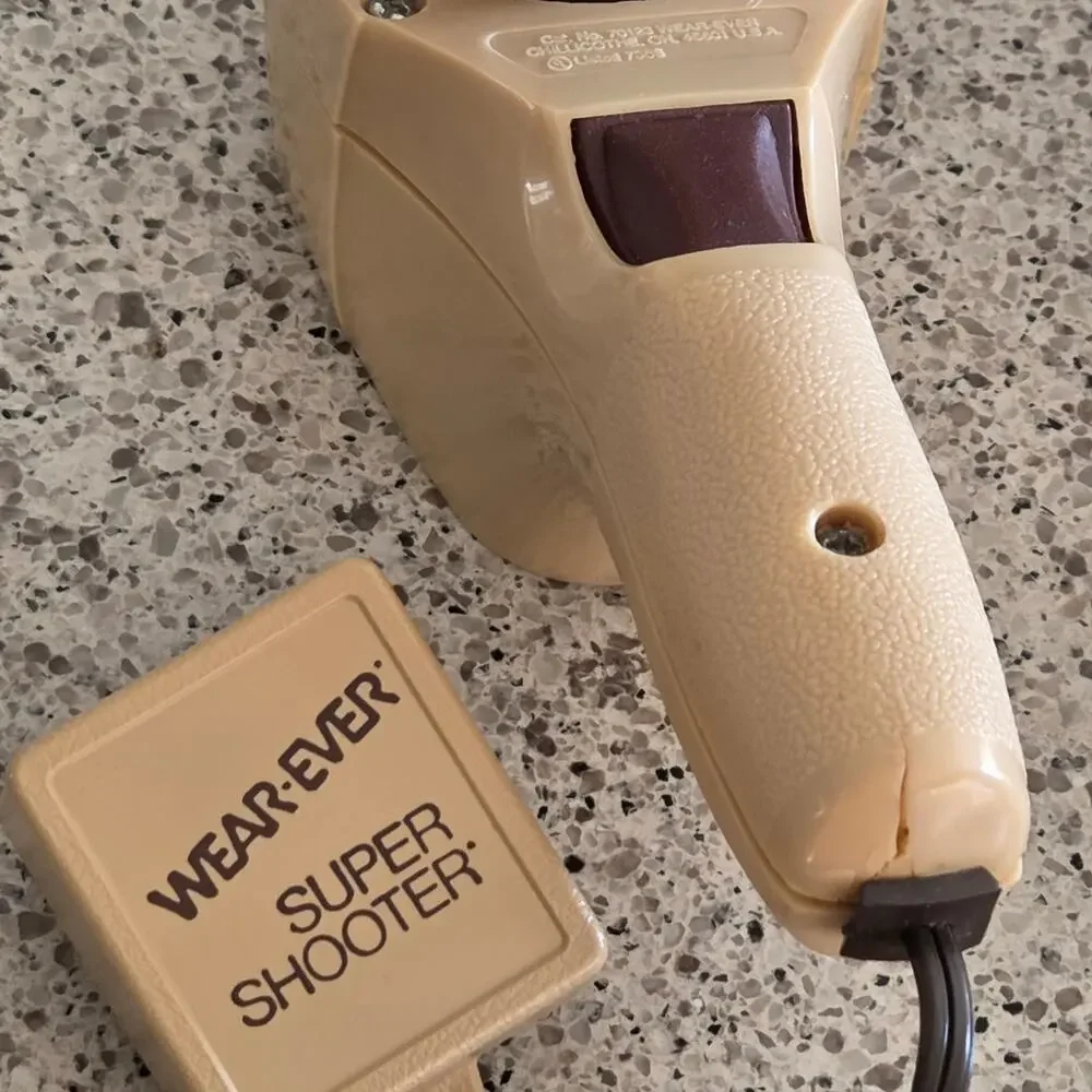VTG Wear-Ever Super Shooter 70123 Electric Foodgun Cookie Press, 1 missing disc